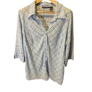 Club Z Collection Light Blue Plaid Three Quarter Sleeve V-Neck Button Up Top SZ